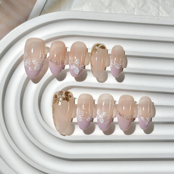 Wear Nail Art