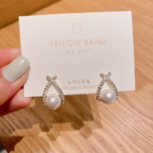 Stud earring