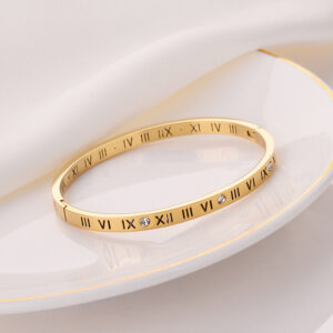 Roman hollow bracelet
